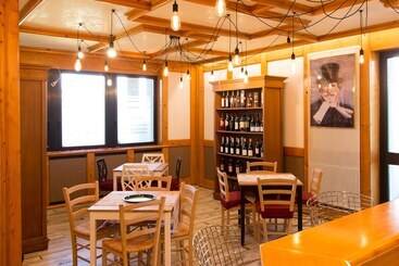 مبيت وإفطار Villa Boninsegna