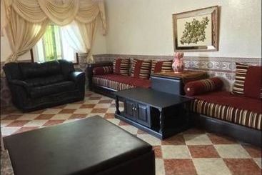 Family Villa With Parking