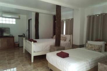 Отель Capital O991 Honey Hills Villa