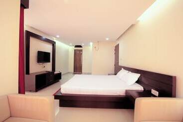 فندق Orchid Blue