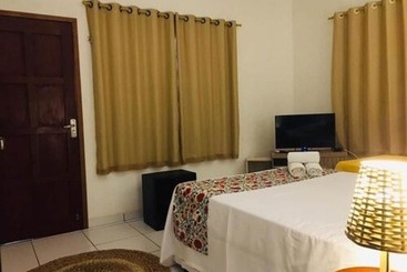 ホテル Pousada Ello