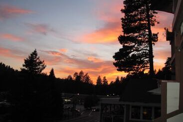 호텔 The North Shore Inn