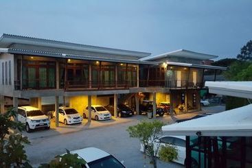 ペンション Baan Sudsakorn Homestay