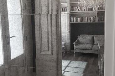 پانسیون D Townhouse Boutique Suites