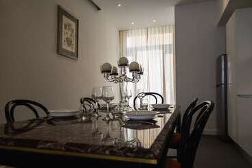 آپارتمانهای توریستها U Collection Townhouse