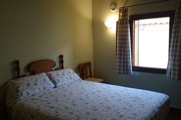 بنسيون Menurkasanta Clara