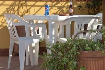 פנסיון Home To Fly