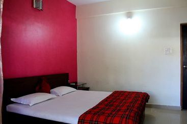 Spacious Fully Ac Apartment Cm040