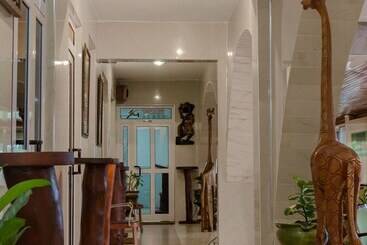 هتل Swissgha Homes Christian Retreat And Hospitality Center