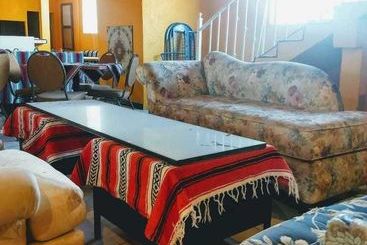 Hostel California
