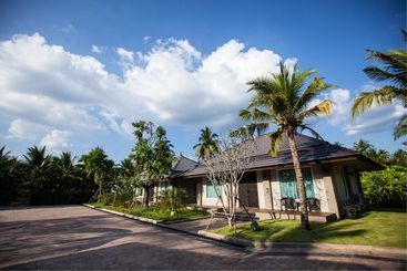 Отель Dream Garden Resort