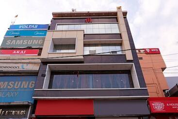 Super Hotel O Mehfil