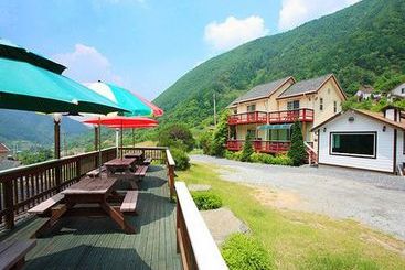 관광객 아파트 Danyang Sobaeksan Jarack Pension