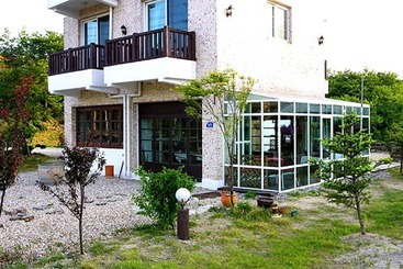 شقق خاصة سياحية Mari Sea Ever Pension