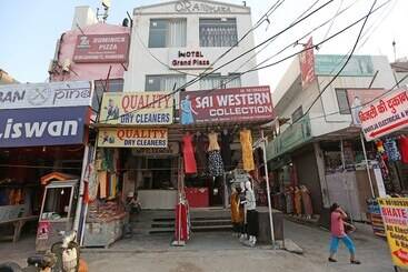 Oyo 9554 Hotel Grand Plaza