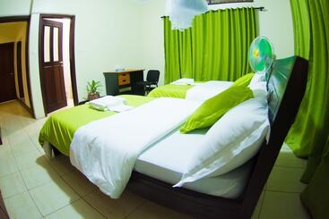 پانسیون Mission Guest House