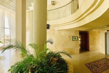 관광객 아파트 Royal King David Apartment