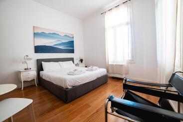 住宿加早餐  Ca' Garibaldi Rooms