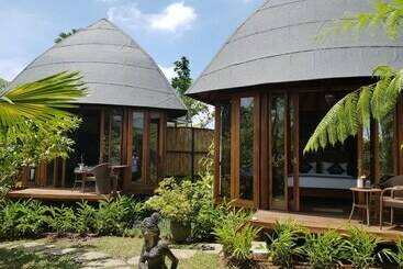 דירות לתיירים Hillside Eden Bali