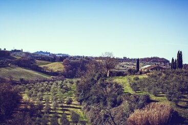 בית מלון כפרי Bio Agriturismo La Ginestra