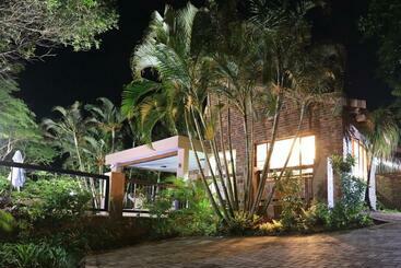 ツーリストアパートメント Pelican S Nest Holiday Home St Lucia
