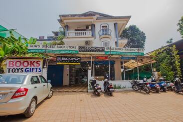 بنسيون Oyo 11901 Home Bikers Paradise 2bhk Candolim