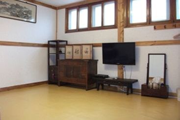 پانسیون Sarangchae Hanok Guesthouse