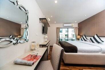 شقق خاصة سياحية The Title Kr Beach Condotel Rawai Phuket