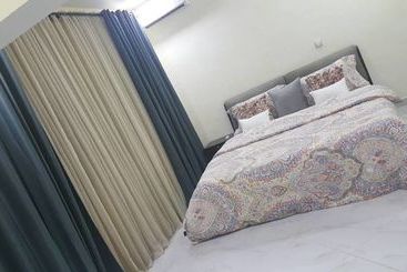 관광객 아파트 Adervil