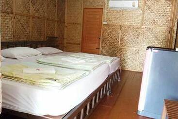 酒店 Vassanadee Resort And Camp