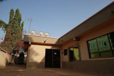 پانسیون Tim Freeman Guest House