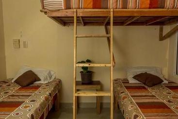 هاستل Casa Alphela