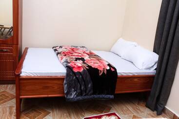 بنسيون Chibuba Airport Accomodation