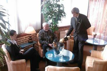 בית מלון כפרי Logis Hôtel & Restaurant   Auberge De La Forêt