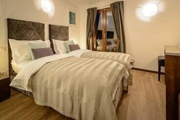 ホテル Central  Verbier