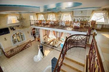 Отель Imperatorsky Dvorets