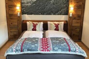 فندق Mountain Lodge Sedrun