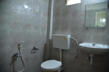 فندق Niki Guest House