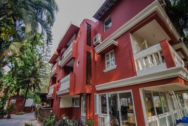 Отель Oyo Flagship 13853 Shruti Resort Calangute