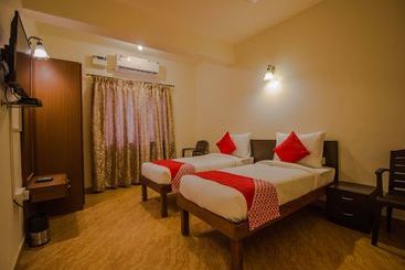 هتل Oyo Flagship 13853 Shruti Resort Calangute