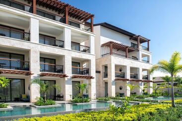 Lopesan Costa Bávaro Resort Spa & Casino   All Inclusive