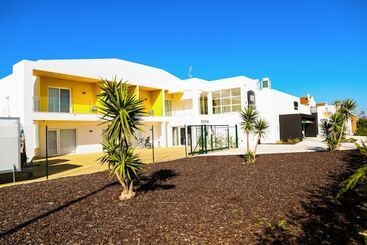 Ride Surf Resort & Spa Peniche