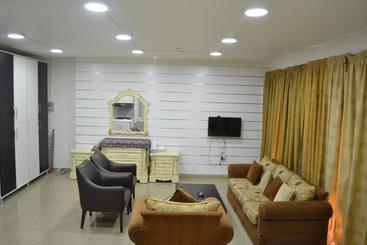 Silver Apartments