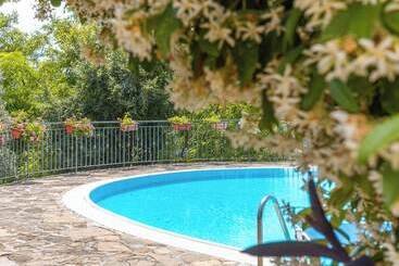کلبه Agriturismo San Basilio