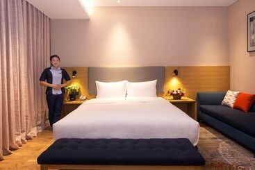 בית מלון כפרי Holiday Inn Express Luanchuan, An Ihg