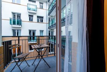 בית מלון כפרי Vagabond Corvin