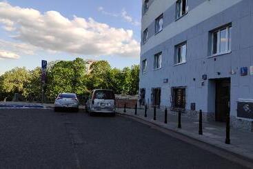 هتل Helvetia Plus B&b   Privates And Apartments