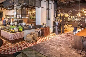 هتل Ibis Poznan Centrum