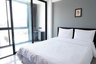 Izen Budget Hotel & Residence