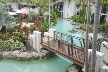 آپارتمانهای توریستها Temple Resort & Spa Port Douglas